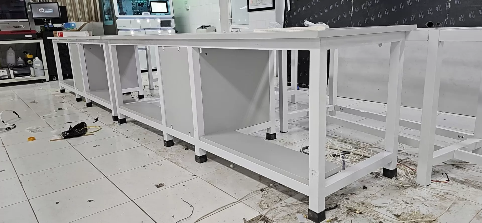 Thi công lắp đặt nội thất khoa xét nghiệm, bệnh viện Việt Đức