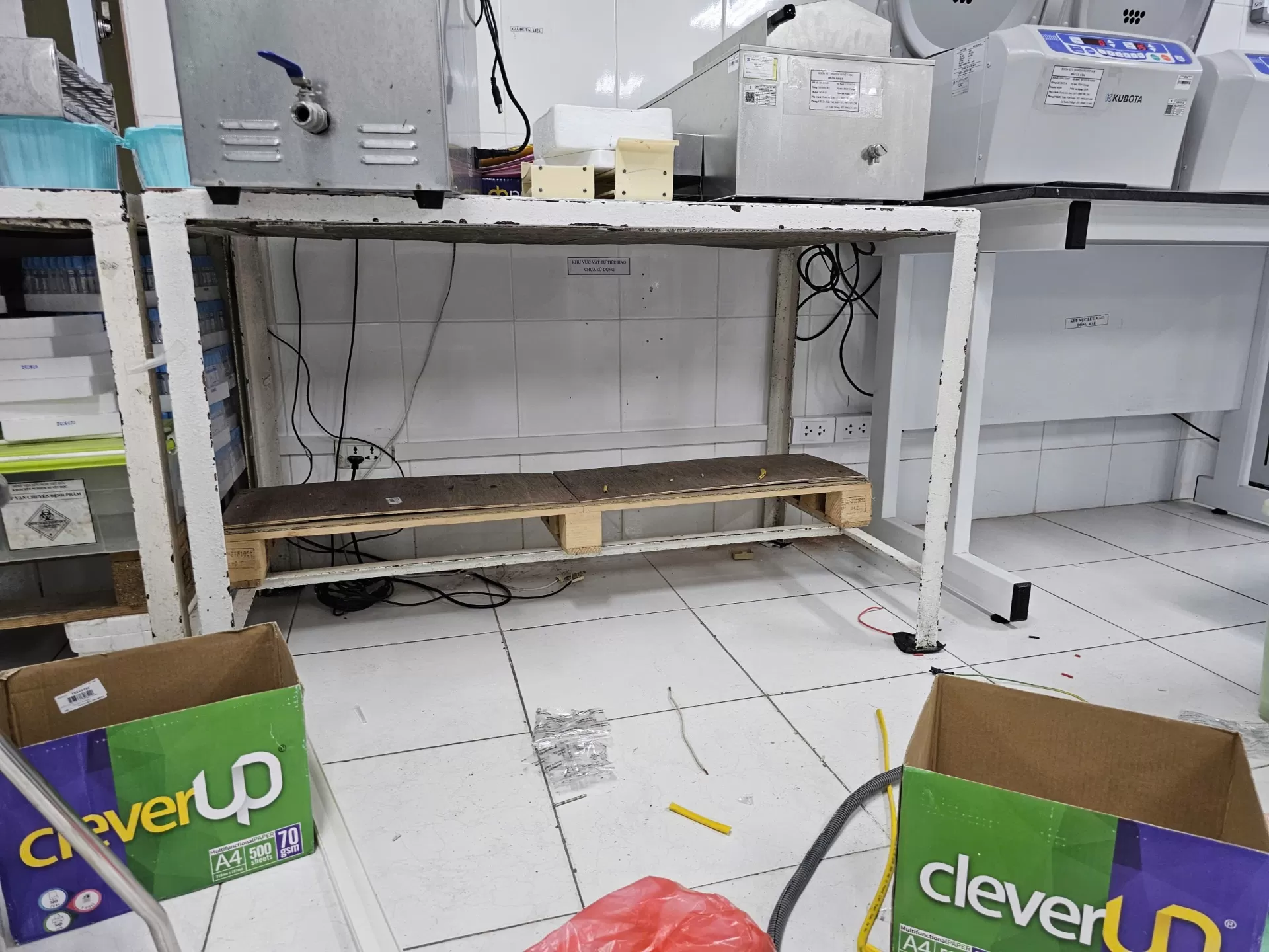 Thi công lắp đặt nội thất khoa xét nghiệm, bệnh viện Việt Đức