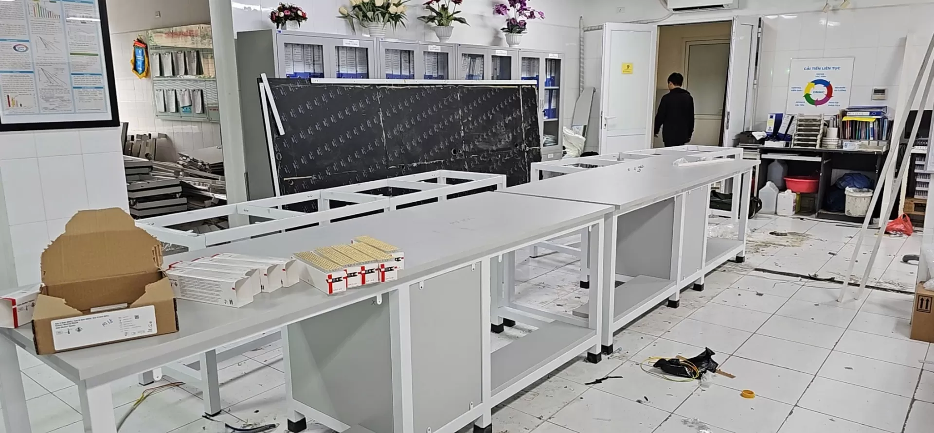 Thi công lắp đặt nội thất khoa xét nghiệm, bệnh viện Việt Đức
