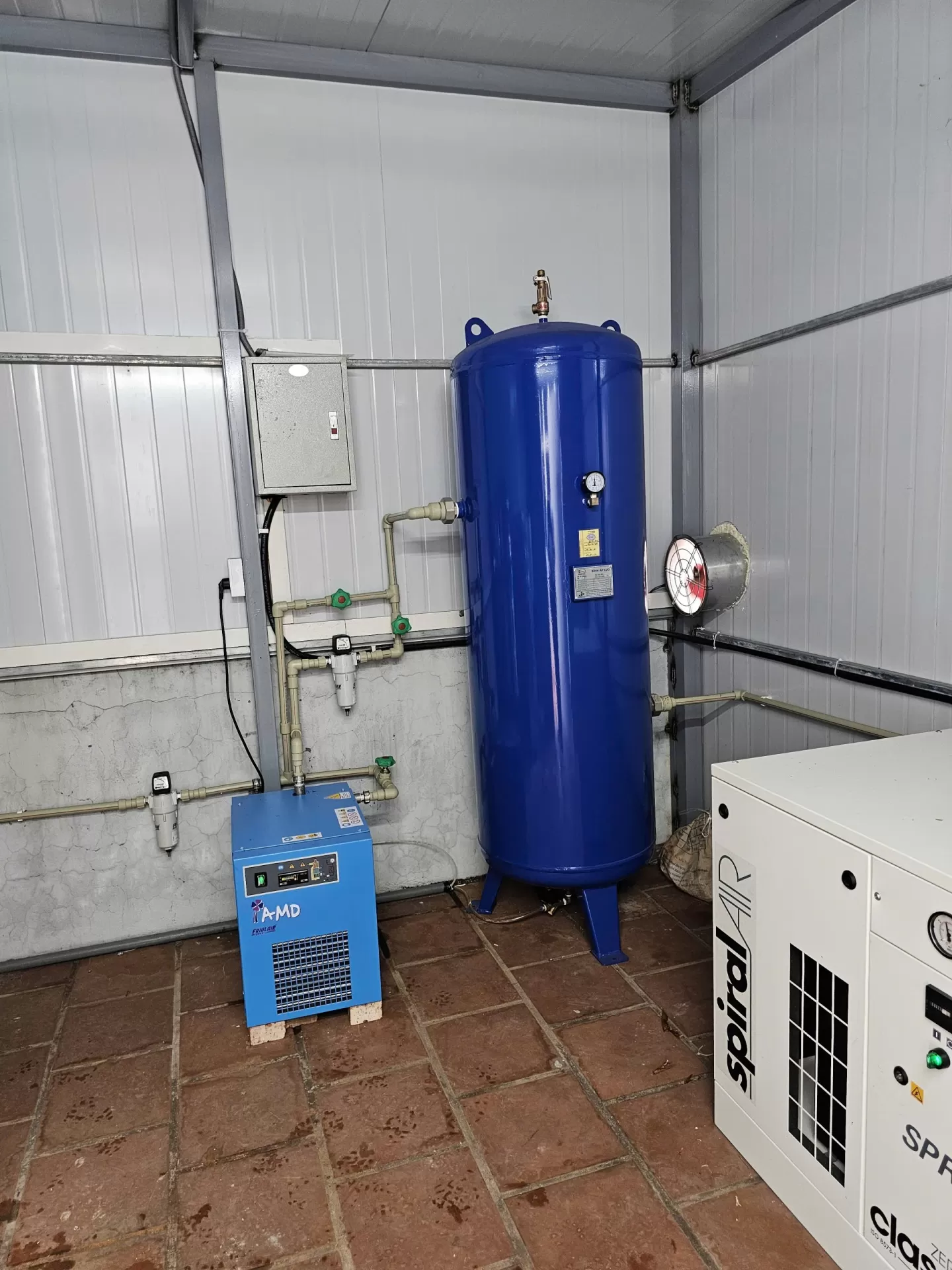 Sửa chữa, cải tạo Labo xét nghiệm, bệnh viện Thanh Nhàn