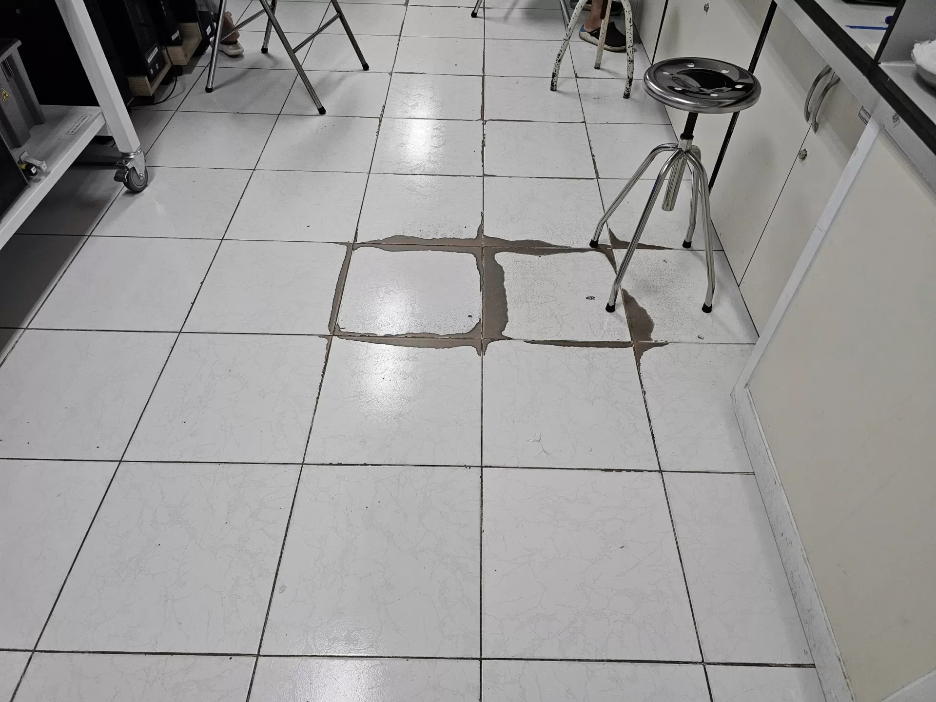 Sửa chữa, cải tạo Labo xét nghiệm, bệnh viện Thanh Nhàn