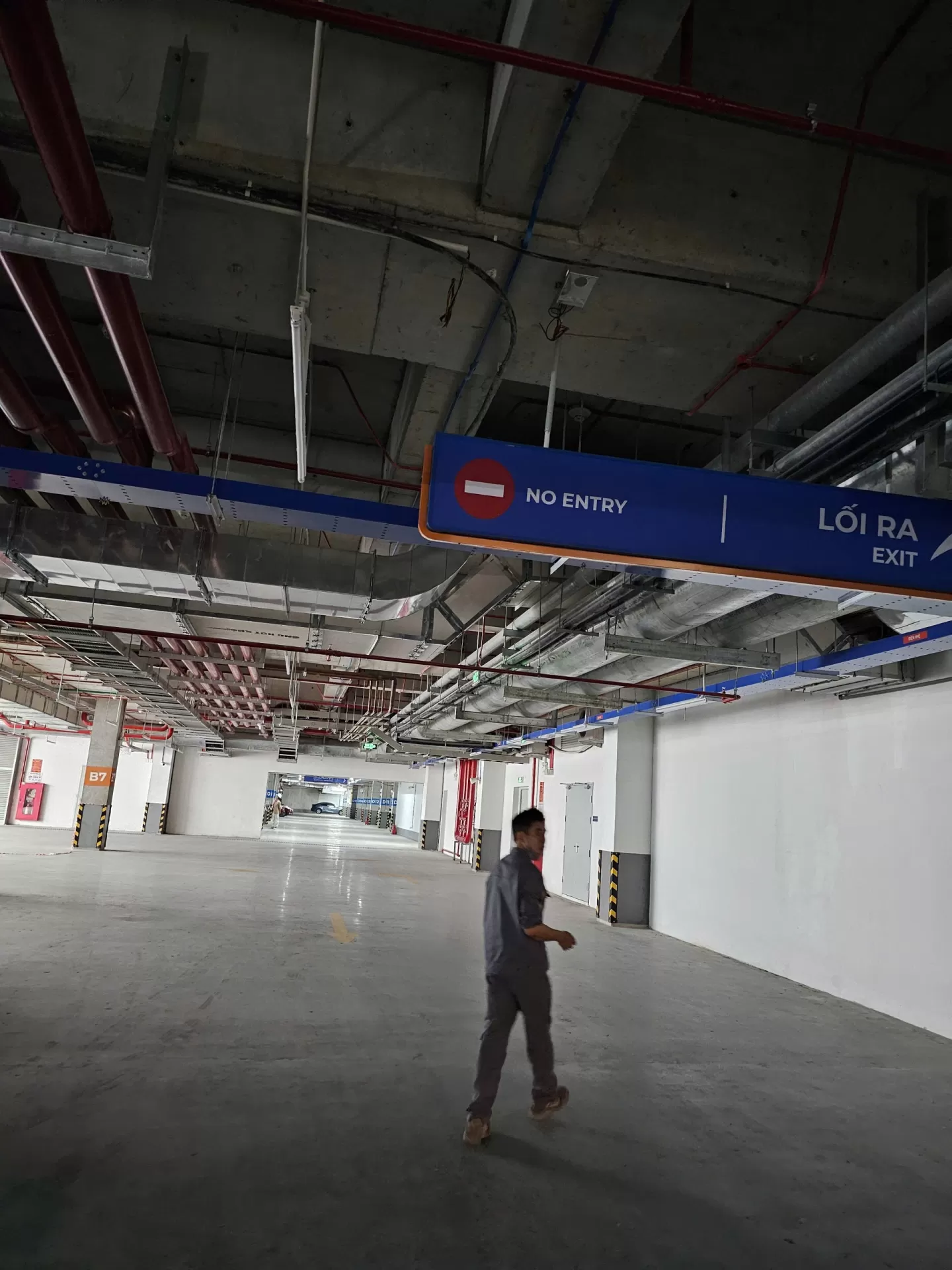 Thi công hệ chuyển mẫu, bệnh viện Đại Học Phenikaa