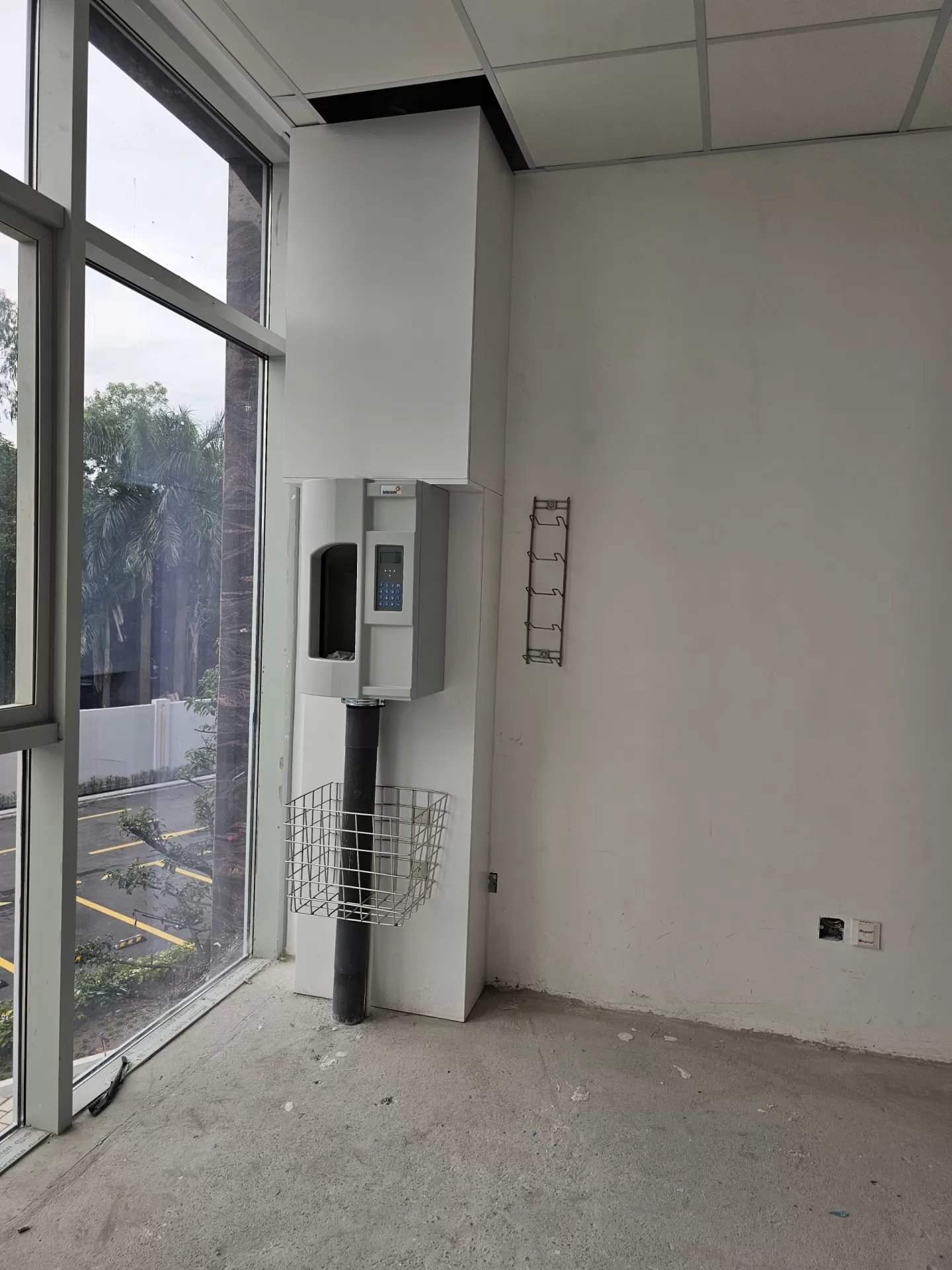 Thi công hệ chuyển mẫu, bệnh viện Đại Học Phenikaa